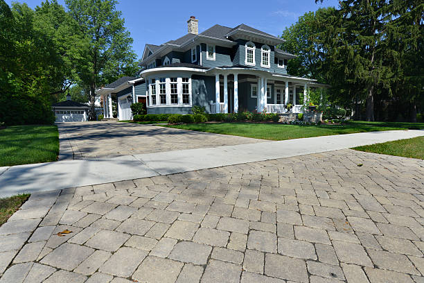 Best Commercial Driveway Pavers  in Village Of Four Seasons, MO